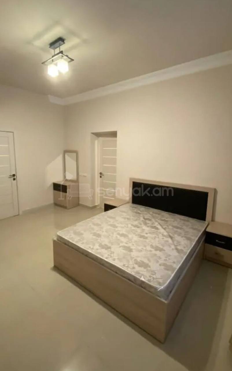 3 Սենյականոց Բնակարան Քարե Շենքում, 78քմ, 2/2 հարկ, Կապիտալ Վերանորոգված, Կահավորված, Արևկող