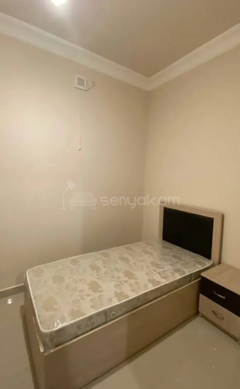 3 Սենյականոց Բնակարան Քարե Շենքում, 78քմ, 2/2 հարկ, Կապիտալ Վերանորոգված, Կահավորված, Արևկող