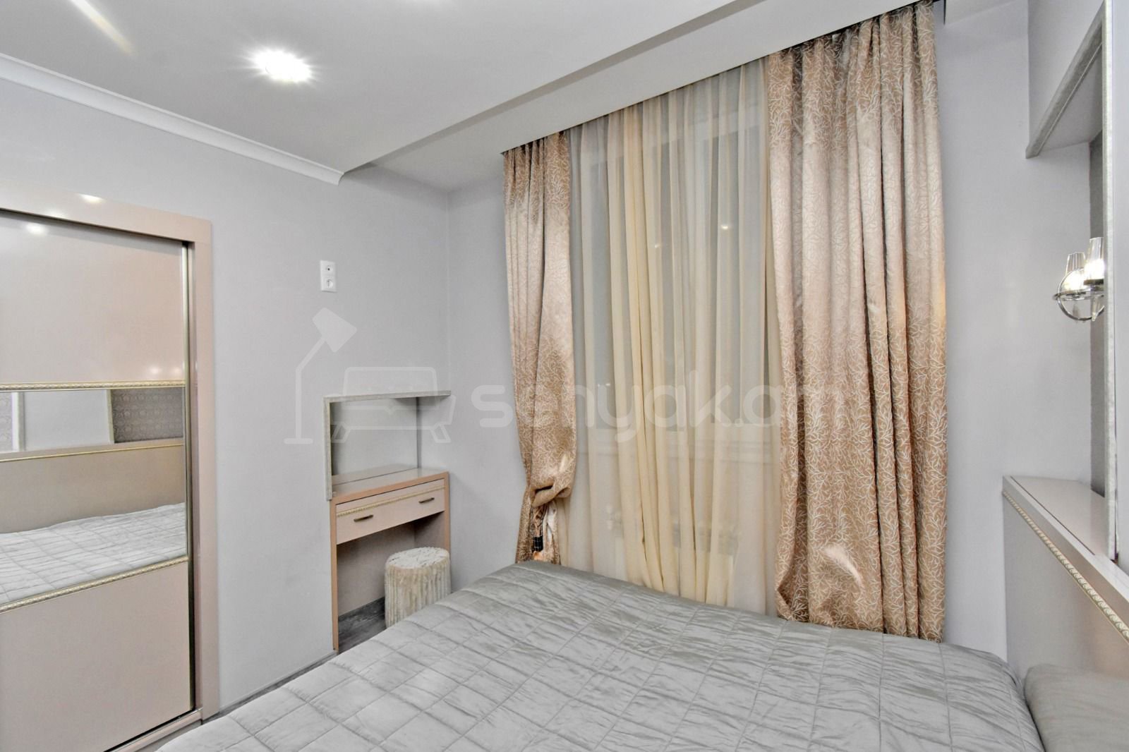 2 Սենյականոց Բնակարան, 40քմ, 11/11 հարկ, Դիզայներական Վերանորոգված