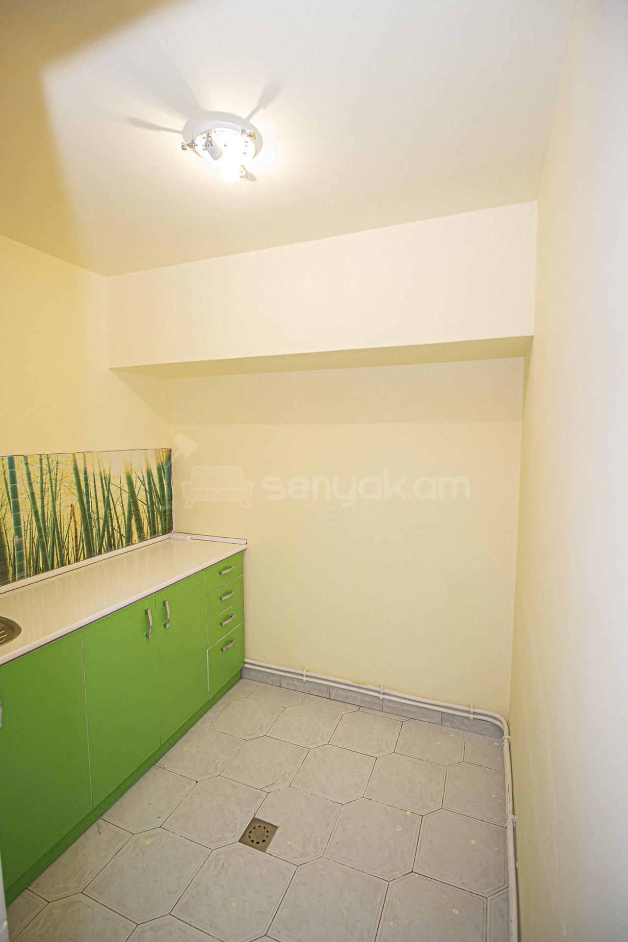 Նորակառույց Օֆիսային Տարածք, 100քմ