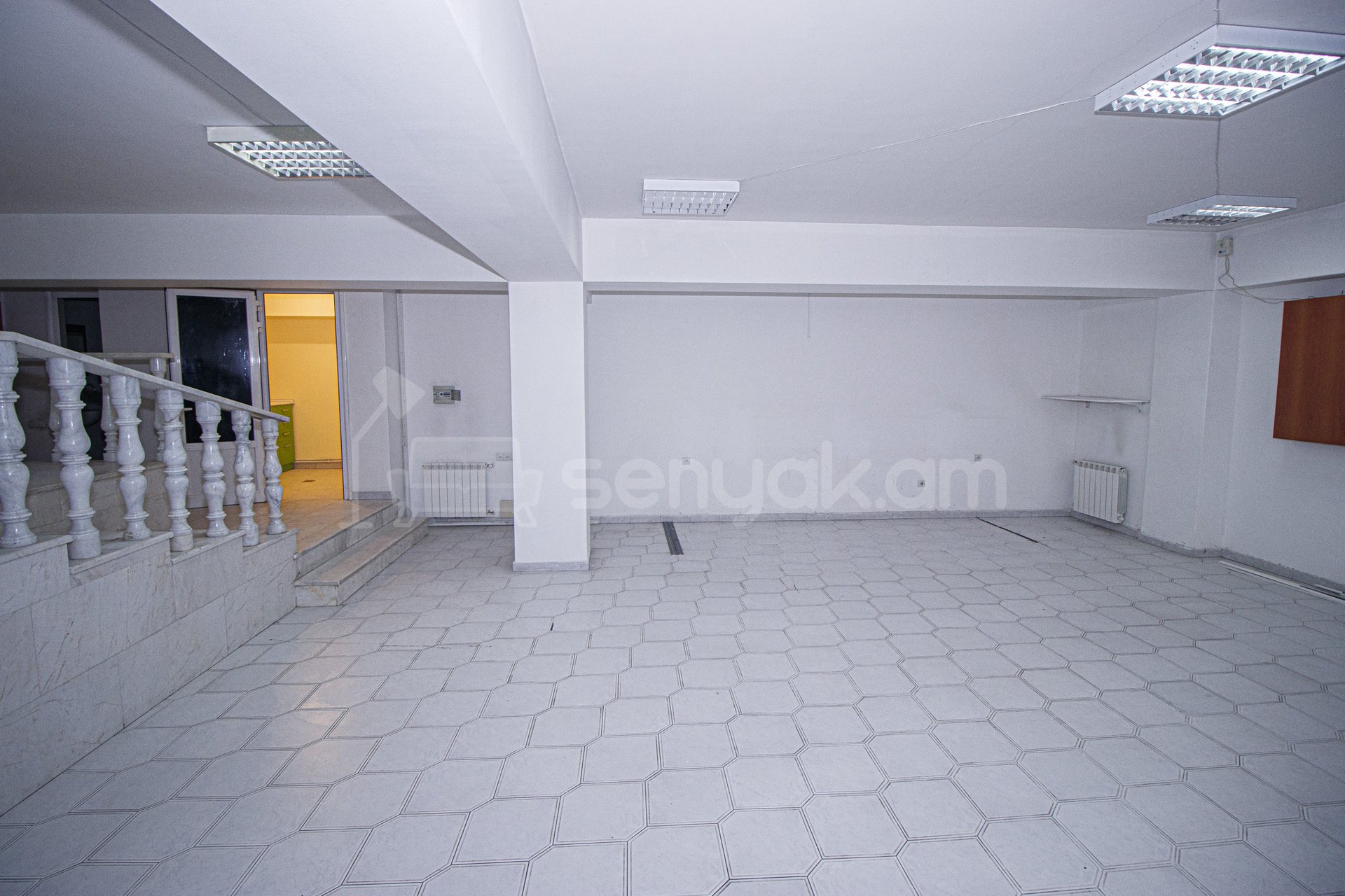 Նորակառույց Օֆիսային Տարածք, 100քմ