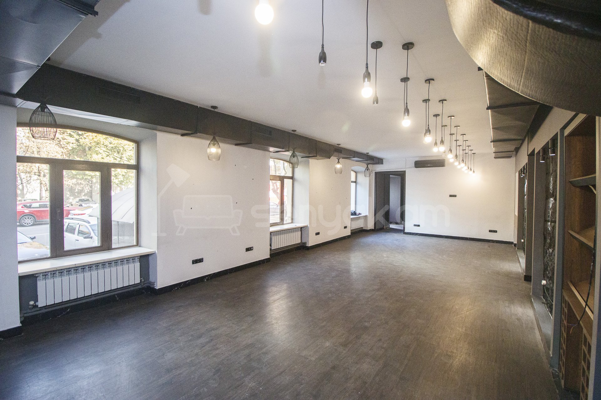 Սպասարկման Տարածք, 200քմ, Կապիտալ Վերանորոգված