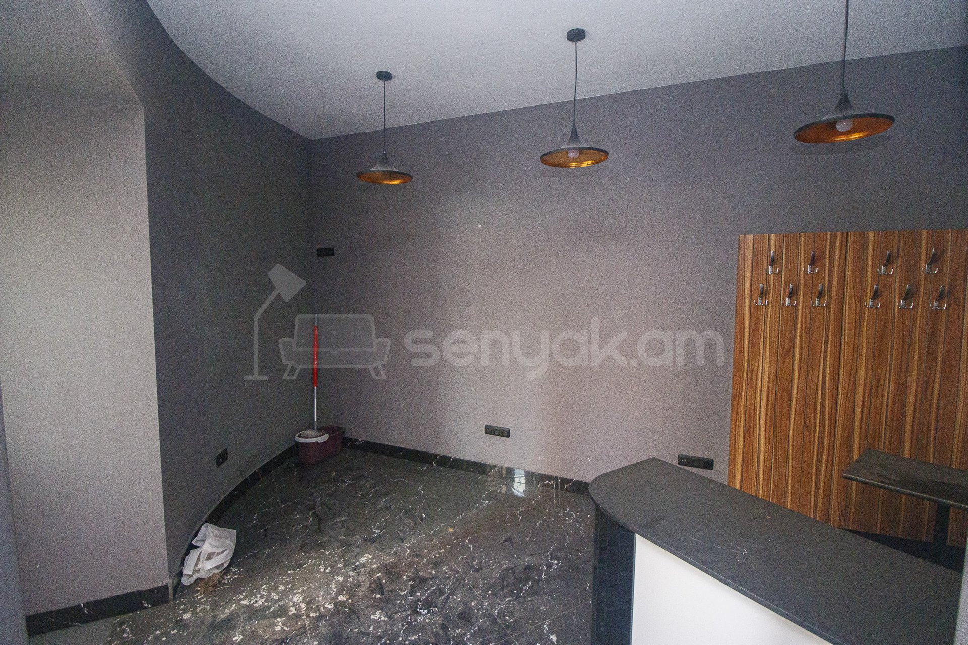 Սպասարկման Տարածք, 200քմ, Կապիտալ Վերանորոգված