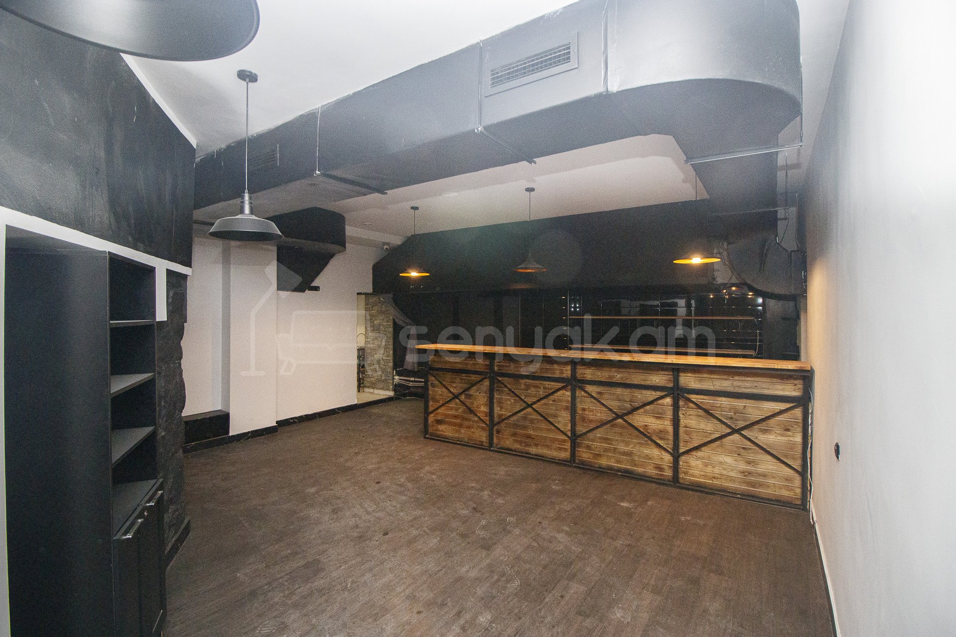 Սպասարկման Տարածք, 200քմ, Կապիտալ Վերանորոգված