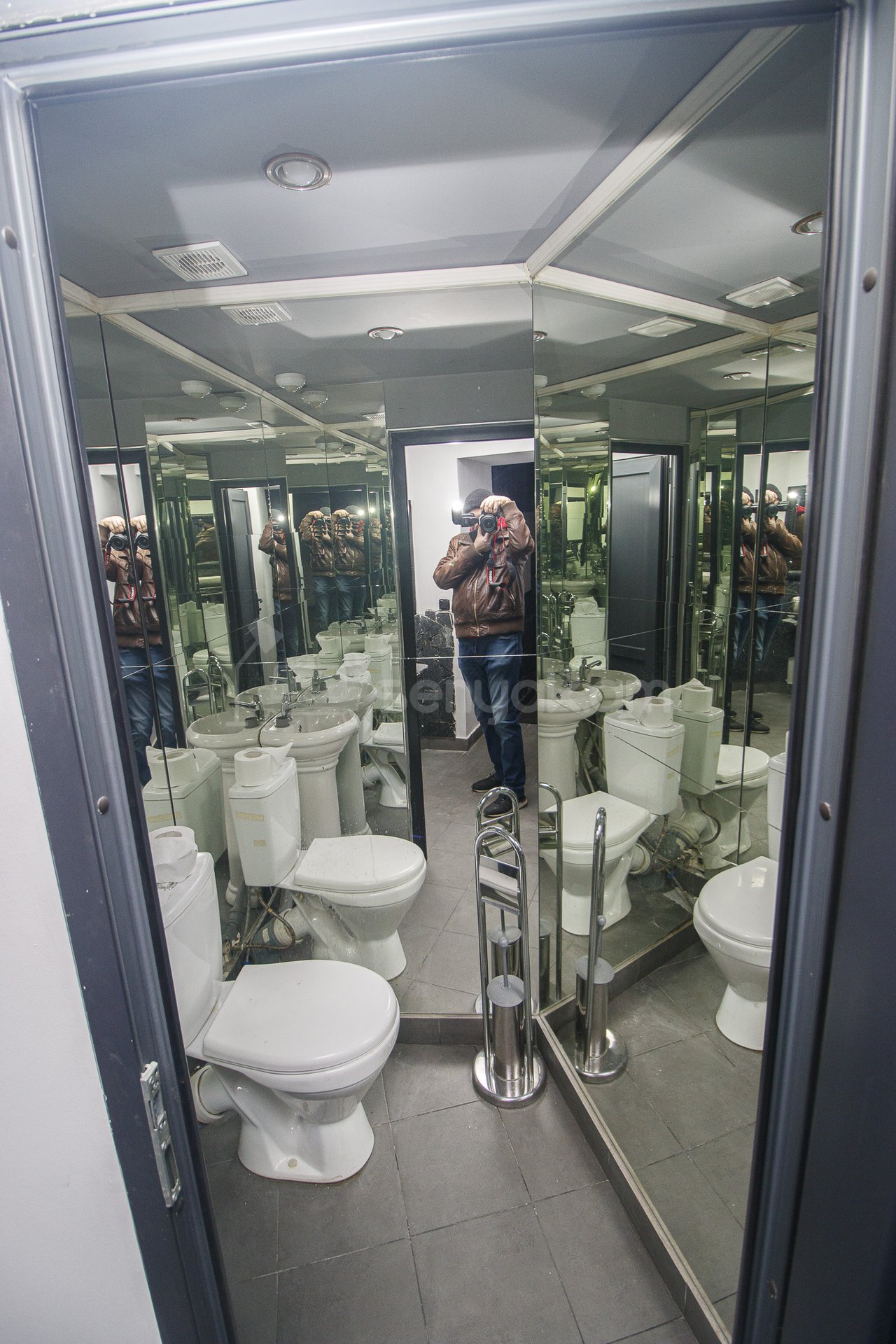 Սպասարկման Տարածք, 200քմ, Կապիտալ Վերանորոգված