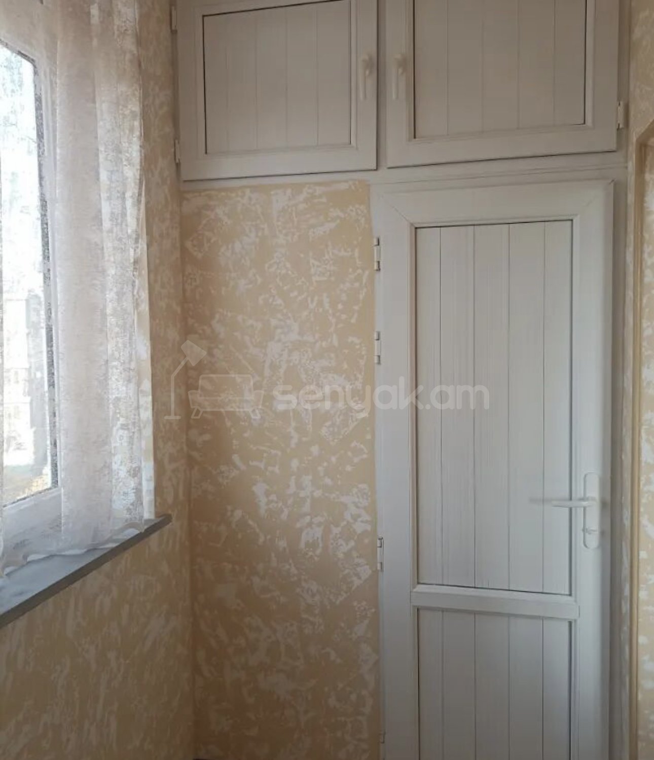 2 Սենյականոց Բնակարան Քարե Շենքում, 63քմ, 4/5 հարկ, Կապիտալ Վերանորոգված, Կահավորված