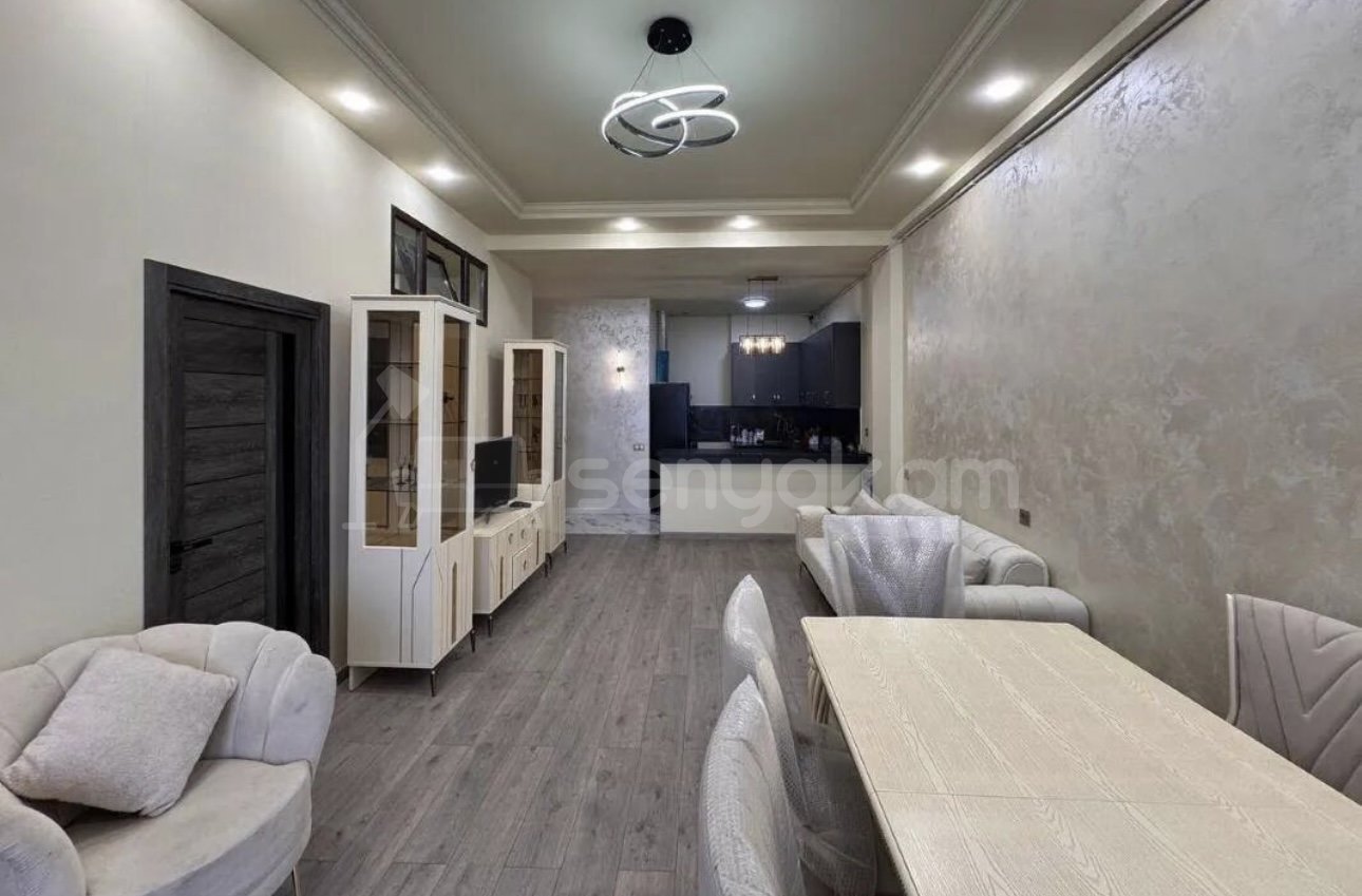 3 Սենյականոց Բնակարան, 79քմ, 3/7 հարկ, Դիզայներական Վերանորոգված, Կահավորված