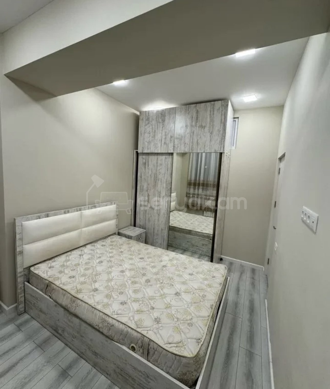 3 Սենյականոց Բնակարան, 55քմ, 8/13 հարկ, Կապիտալ Վերանորոգված, Կահավորված