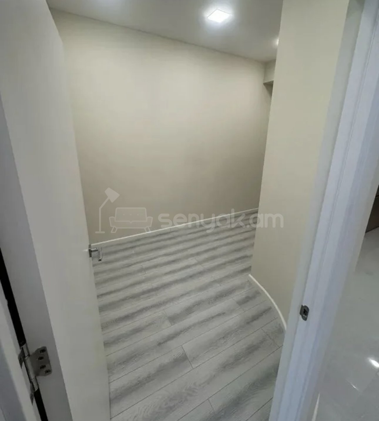 3 Սենյականոց Բնակարան, 55քմ, 8/13 հարկ, Կապիտալ Վերանորոգված, Կահավորված