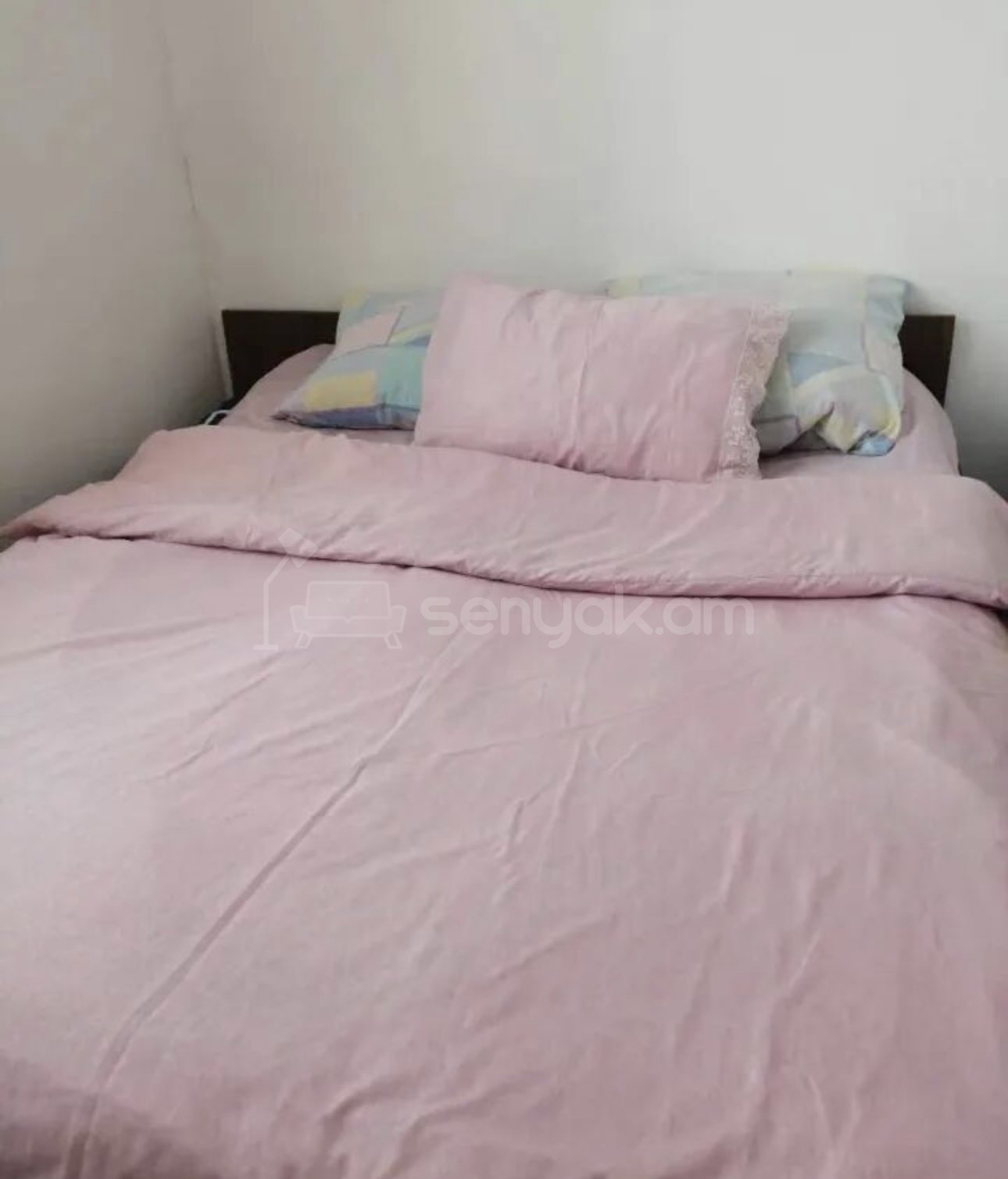 1 Սենյականոց Բնակարան, 57քմ, 6/9 հարկ, Կոսմետիկ Վերանորոգված, Մասամբ Կահավորված