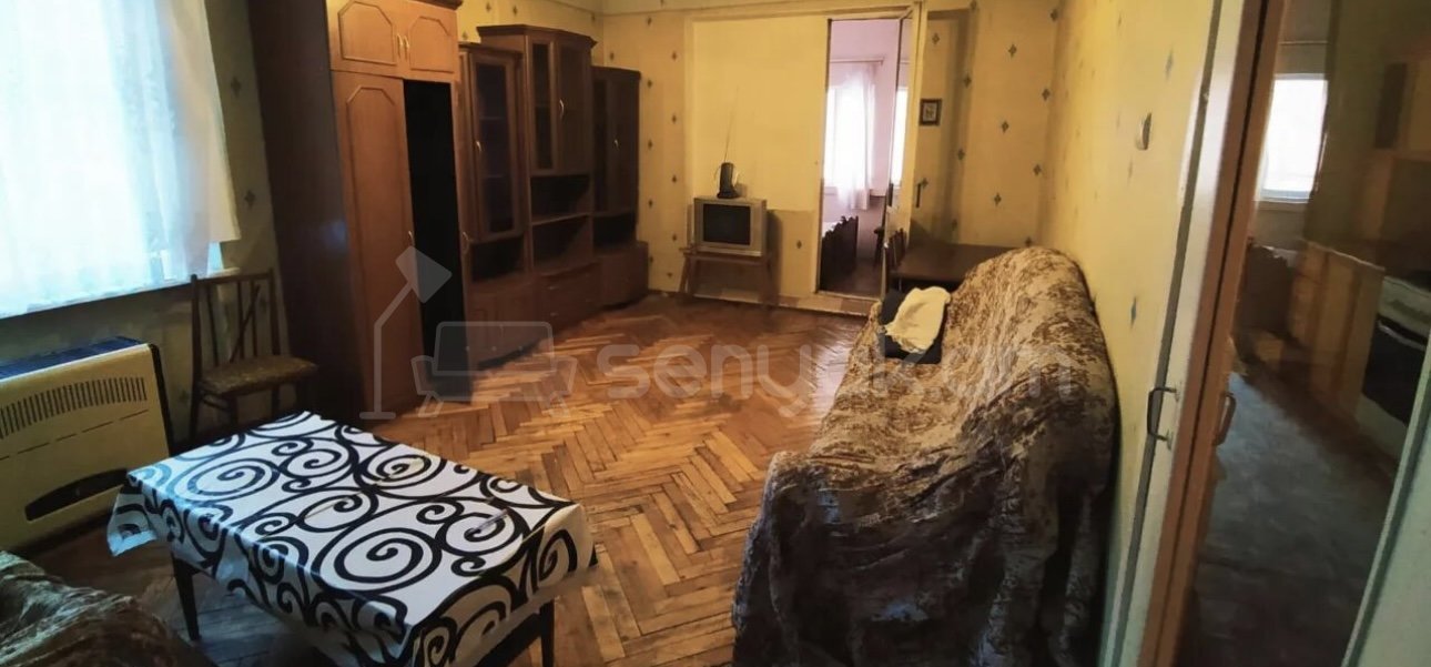 1 Սենյականոց Բնակարան, 57քմ, 6/9 հարկ, Կոսմետիկ Վերանորոգված, Մասամբ Կահավորված