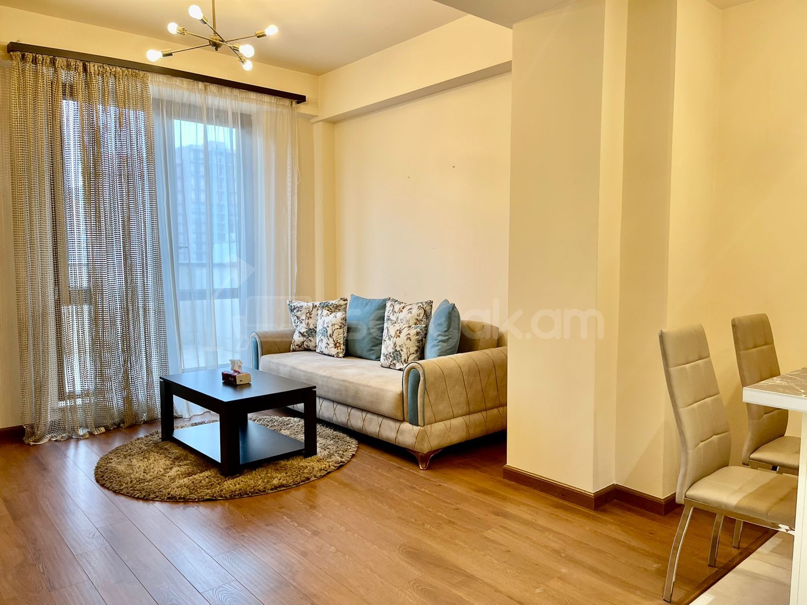 2 Սենյականոց Բնակարան Նորակառույցում, 55քմ, 7/15 հարկ, Դիզայներական Վերանորոգված