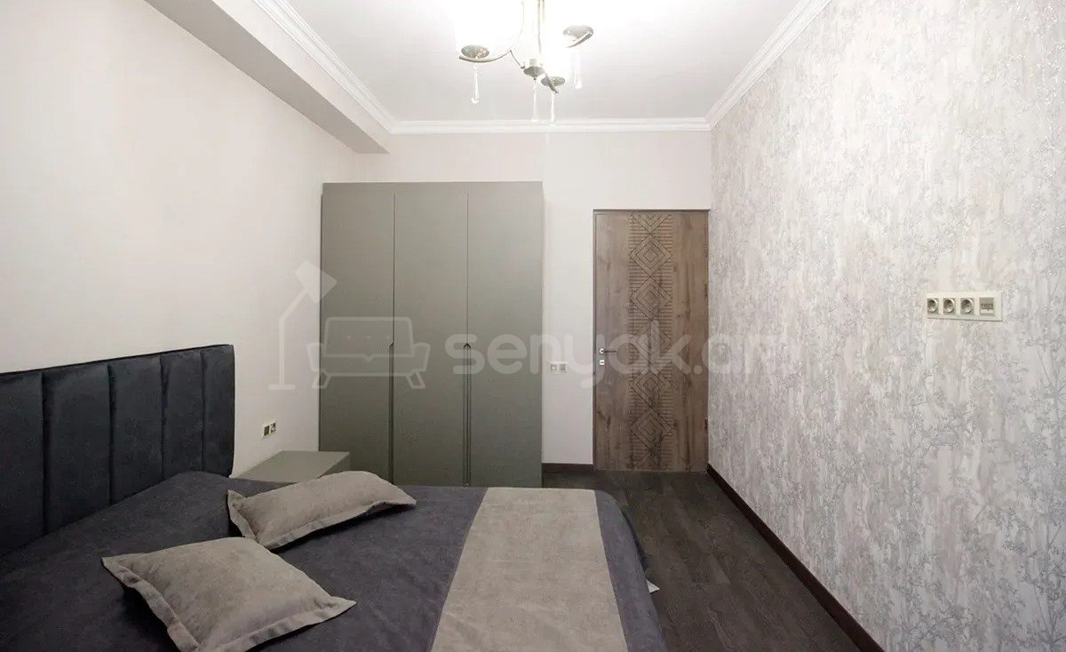 2 Սենյականոց Բնակարան, 61քմ, 3/8 հարկ, Կապիտալ Վերանորոգված, Կահավորված, Արևկող