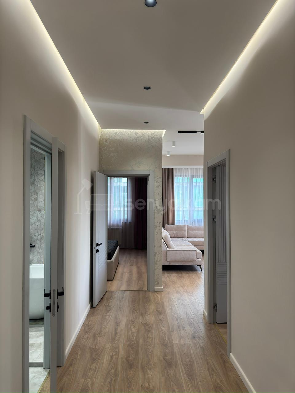 4 Սենյականոց Բնակարան Նորակառույցում, 96քմ, 10/18 հարկ, Դիզայներական Վերանորոգված, Կահավորված, Արևկող