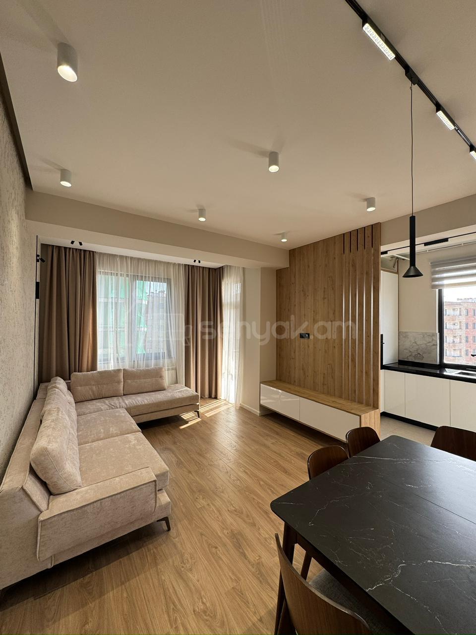 4 Սենյականոց Բնակարան Նորակառույցում, 96քմ, 10/18 հարկ, Դիզայներական Վերանորոգված, Կահավորված, Արևկող