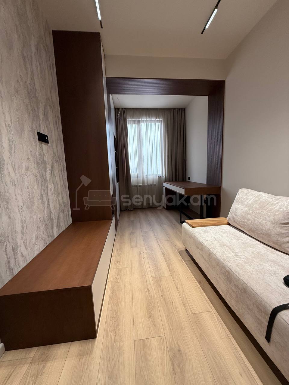 4 Սենյականոց Բնակարան Նորակառույցում, 96քմ, 10/18 հարկ, Դիզայներական Վերանորոգված, Կահավորված, Արևկող