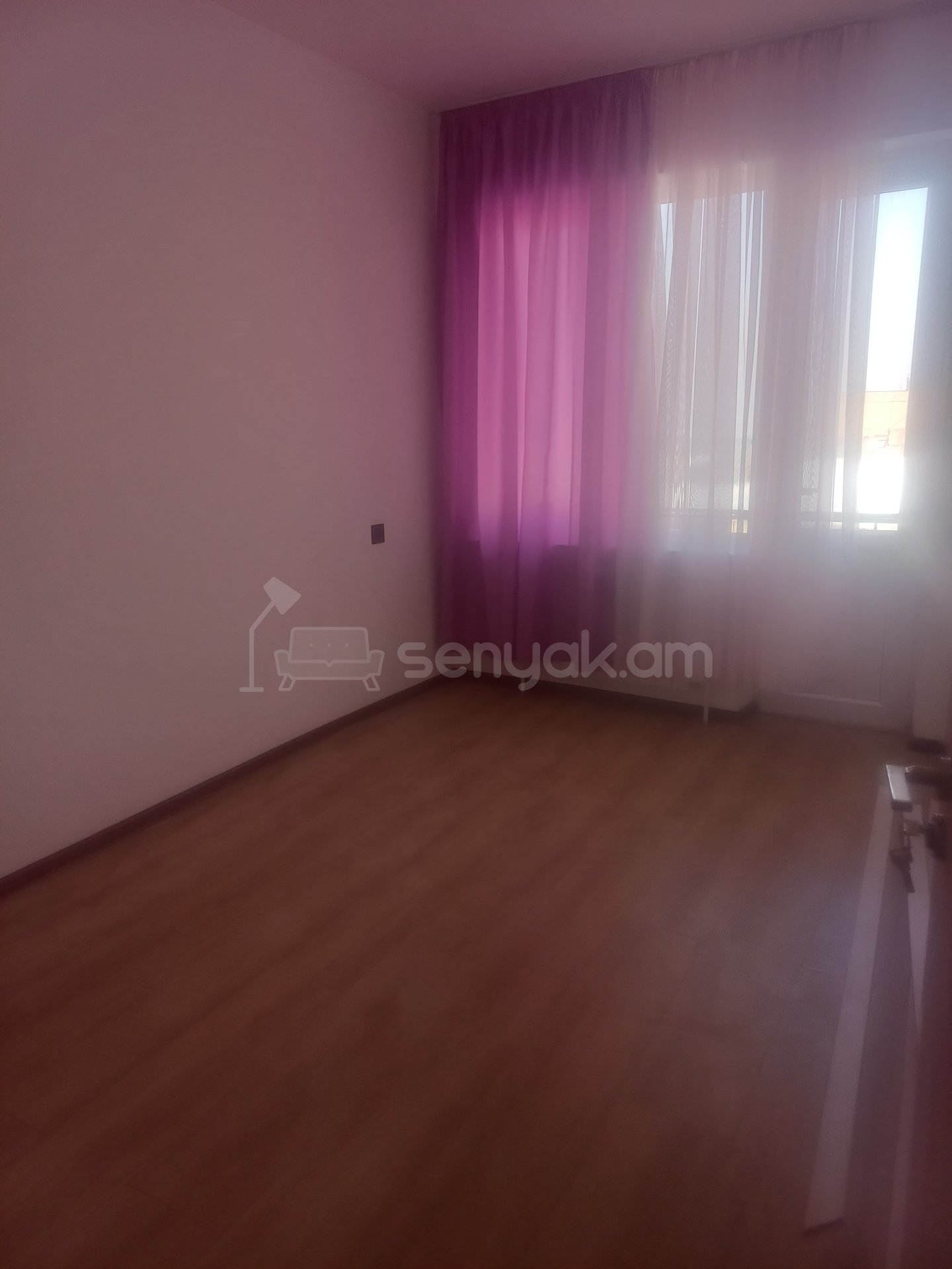 3 Սենյականոց Բնակարան Քարե Շենքում, 85քմ, 5/5 հարկ, Դիզայներական Վերանորոգված, Արևկող