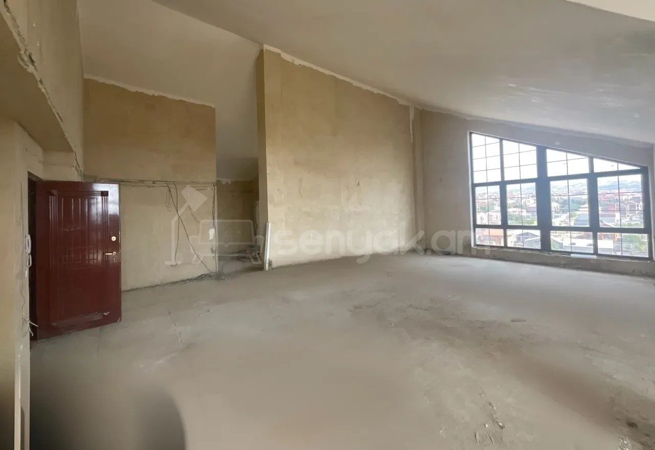 4 Սենյականոց Բնակարան Նորակառույցում, 130քմ, 11/11 հարկ, Զրոյական Վիճակում