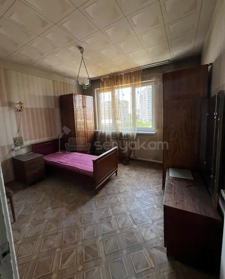 3 Սենյականոց Բնակարան, 64քմ, 7/12 հարկ, Պետական Վիճակում