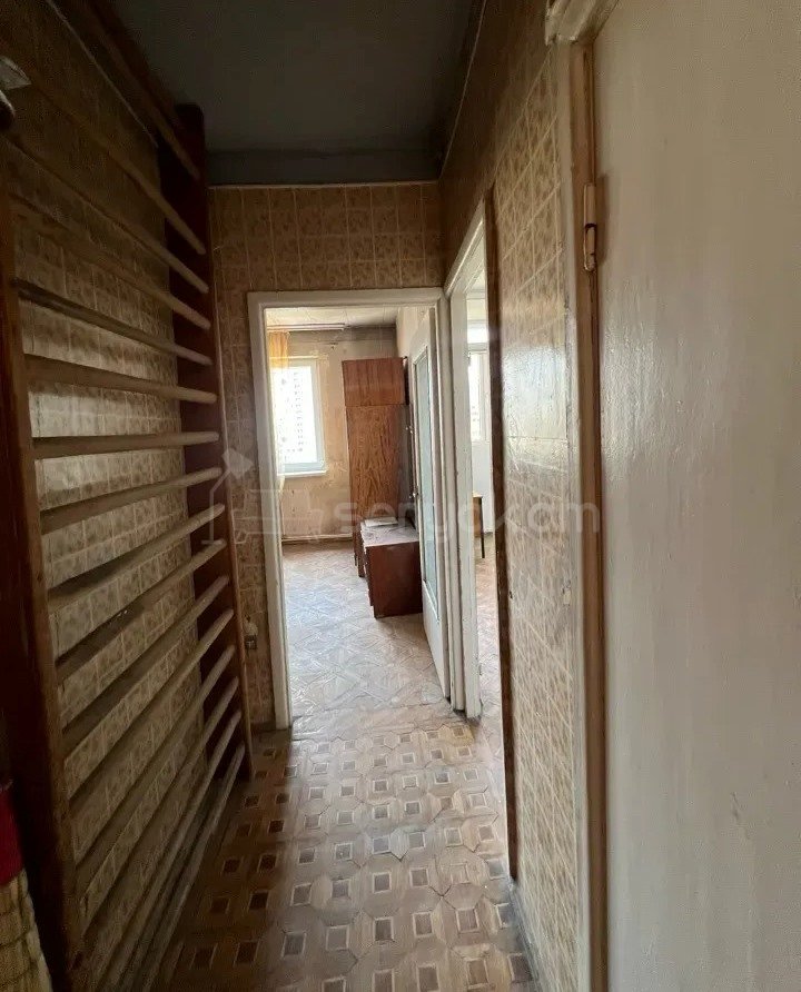 3 Սենյականոց Բնակարան, 64քմ, 7/12 հարկ, Պետական Վիճակում