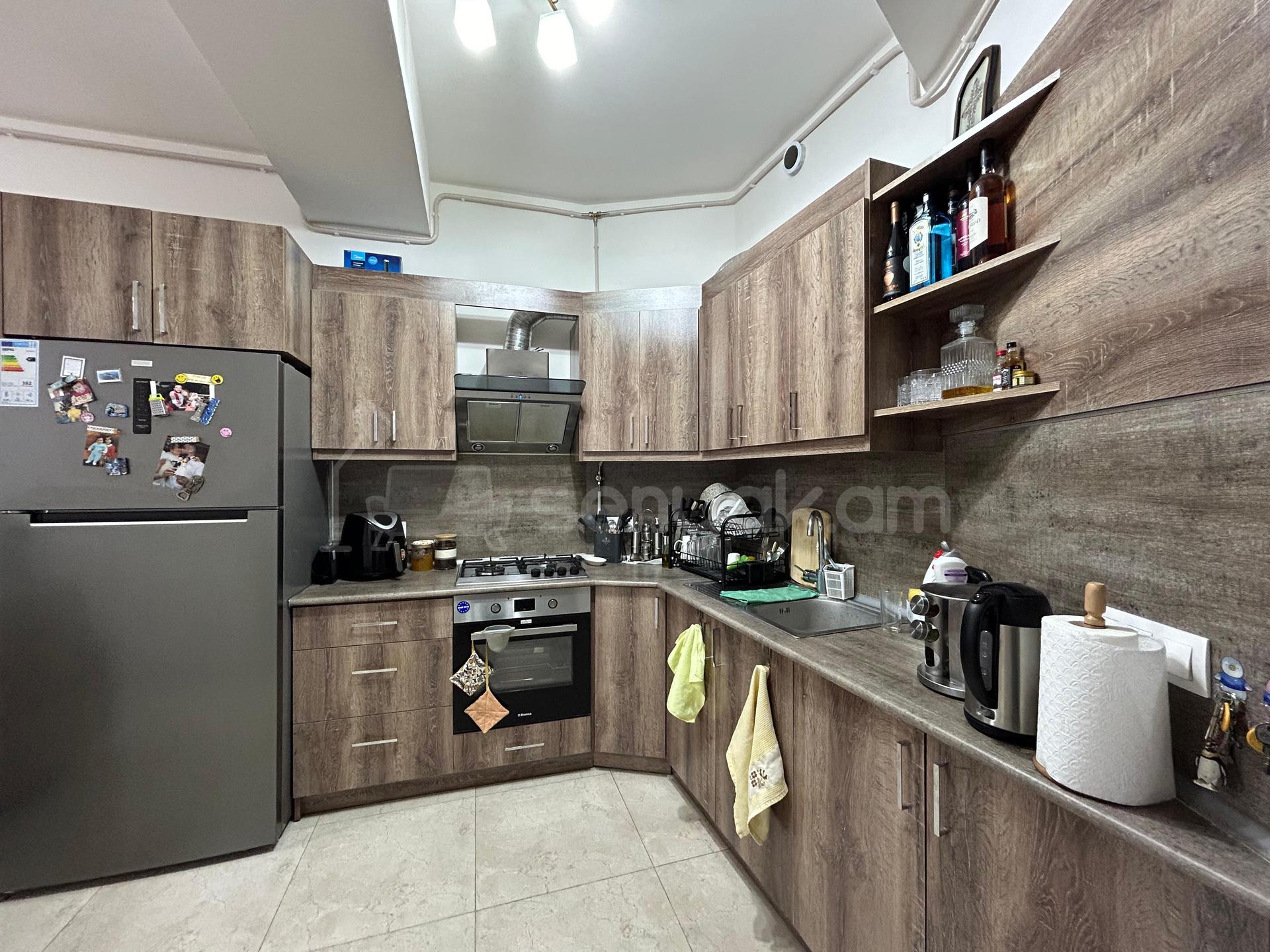 2 Սենյականոց Բնակարան Նորակառույցում, 54քմ, 4/12 հարկ, Կապիտալ Վերանորոգված, Կահավորված