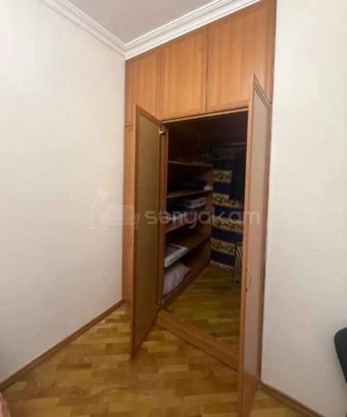 2 Սենյականոց Բնակարան Քարե Շենքում, 60քմ, 3/5 հարկ, Կոսմետիկ Վերանորոգված, Կահավորված, Արևկող