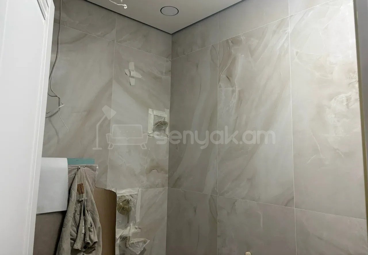 4 Սենյականոց Բնակարան Նորակառույցում, 94քմ, 4/13 հարկ, Կապիտալ Վերանորոգված