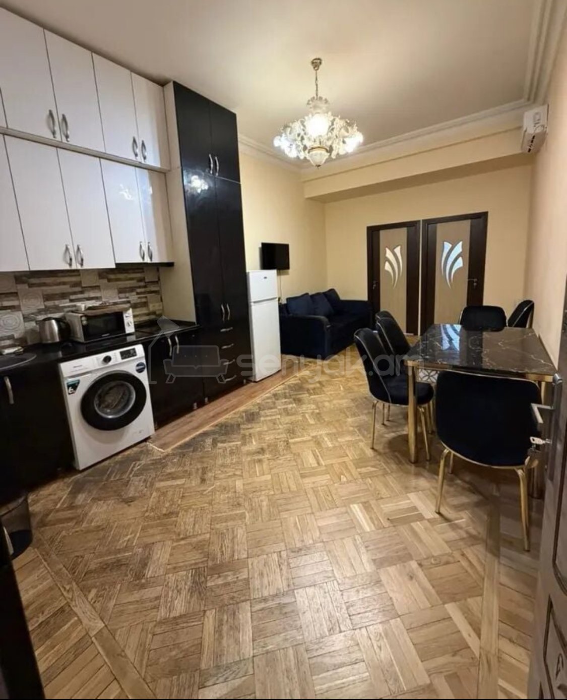 3 Սենյականոց Բնակարան Քարե Շենքում, 60քմ, 1/5 հարկ, Կապիտալ Վերանորոգված, Կահավորված