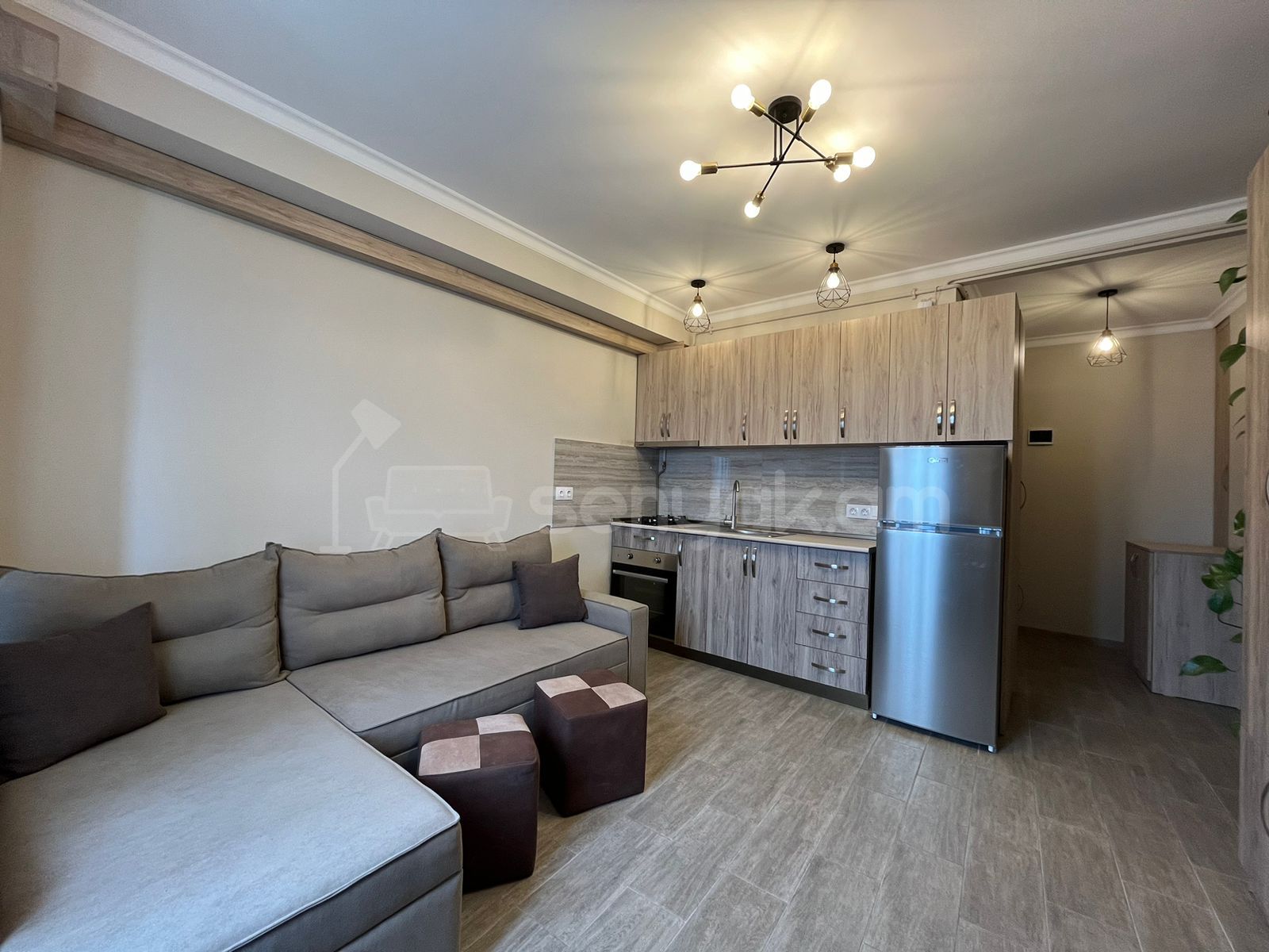 2 Սենյականոց Բնակարան, 35քմ, 12/16 հարկ, Կապիտալ Վերանորոգված, Կահավորված, Արևկող