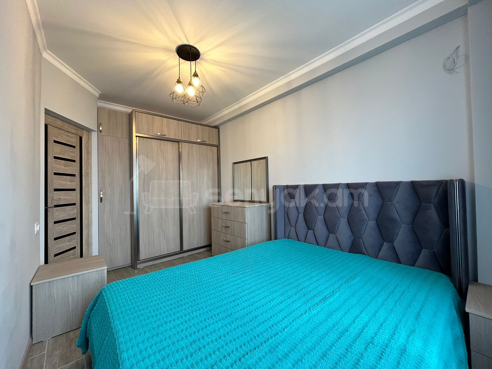 2 Սենյականոց Բնակարան, 35քմ, 12/16 հարկ, Կապիտալ Վերանորոգված, Կահավորված, Արևկող