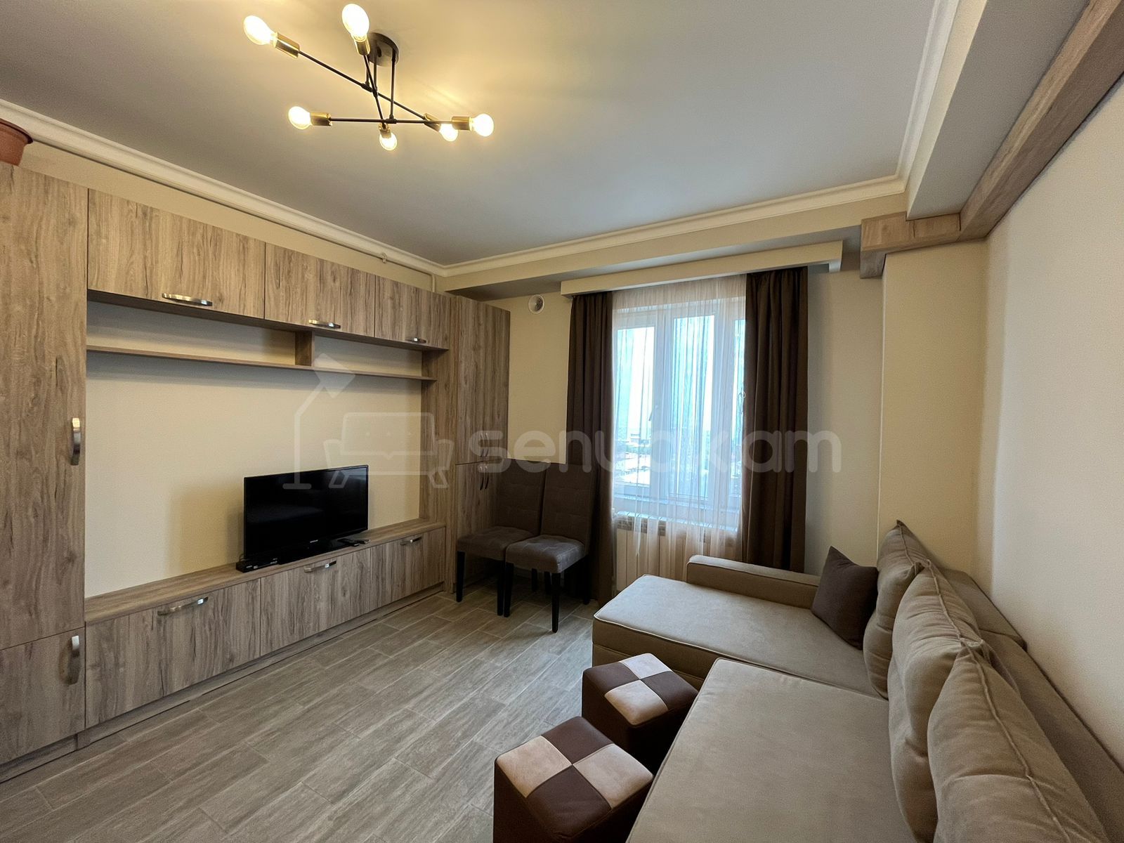 2 Սենյականոց Բնակարան, 35քմ, 12/16 հարկ, Կապիտալ Վերանորոգված, Կահավորված, Արևկող