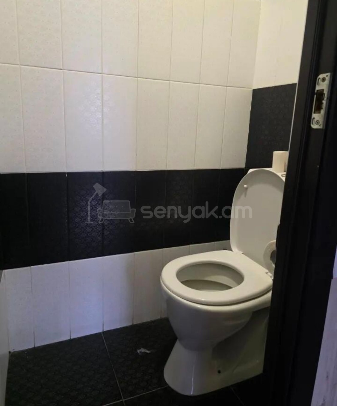 3 Սենյականոց Բնակարան, 77քմ, 5/9 հարկ, Նորմալ Վիճակում, Կահավորված