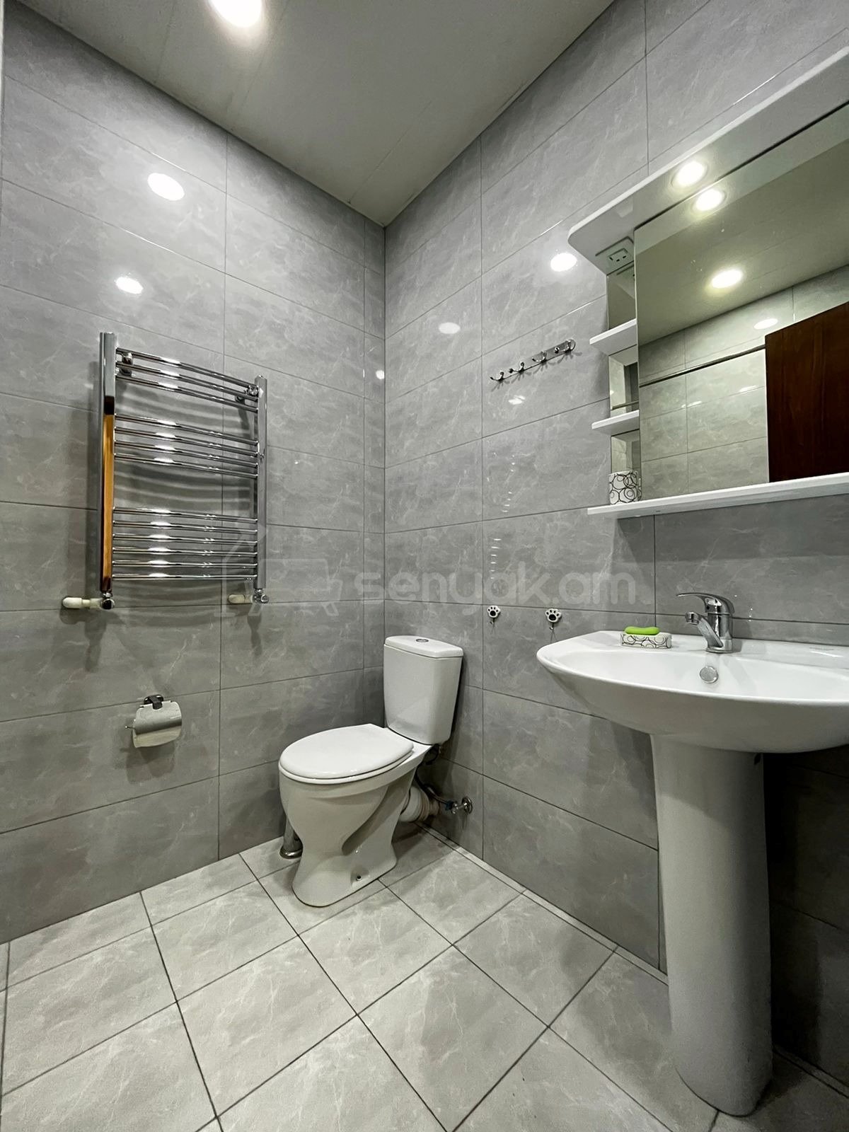 3 Սենյականոց Բնակարան, 90քմ, 5/8 հարկ, Կապիտալ Վերանորոգված, Կահավորված, Արևկող