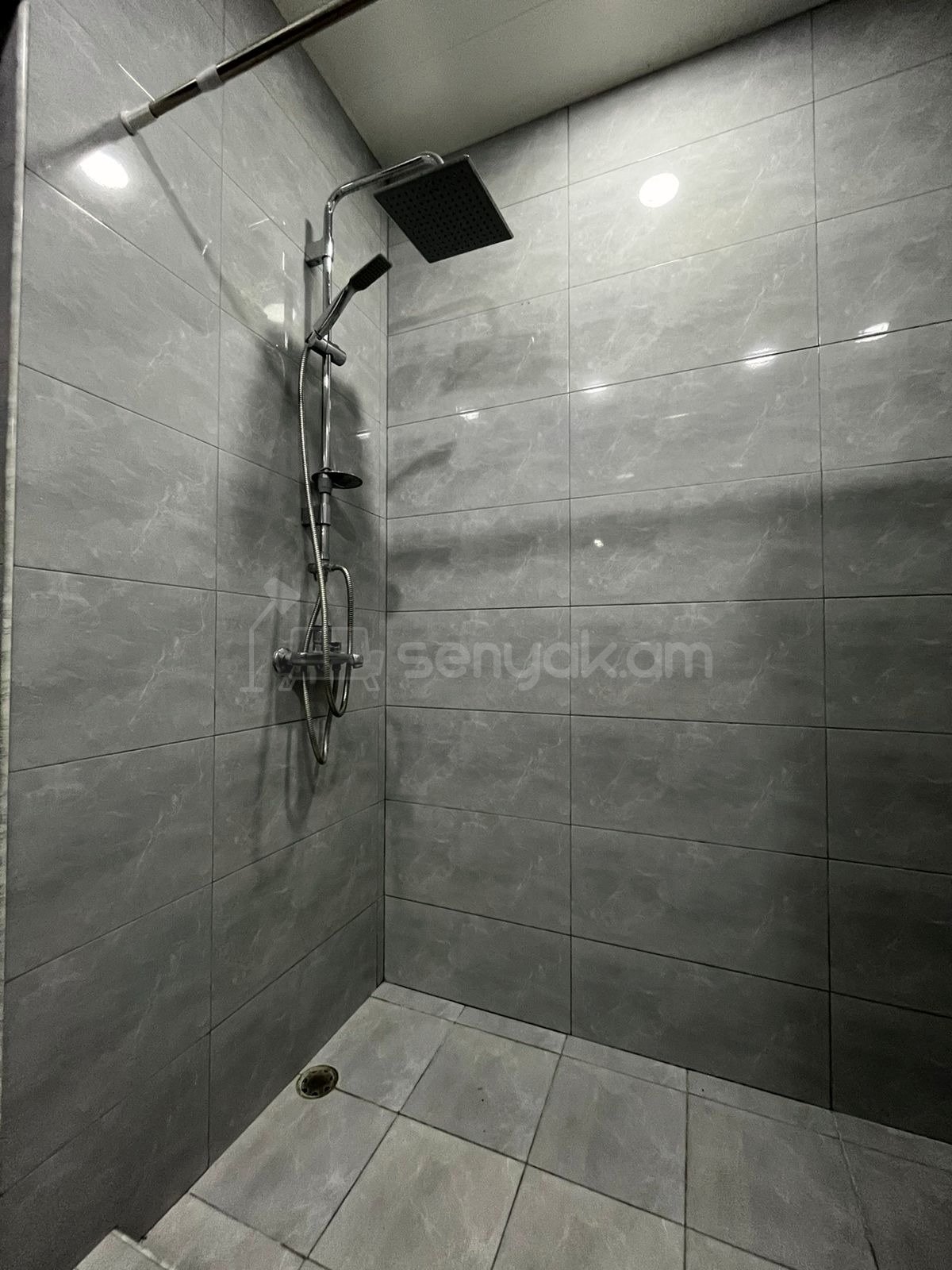 3 Սենյականոց Բնակարան, 90քմ, 5/8 հարկ, Կապիտալ Վերանորոգված, Կահավորված, Արևկող