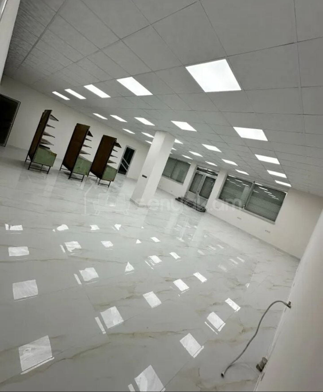 Սպասարկման Տարածք, 150քմ, Կապիտալ Վերանորոգված