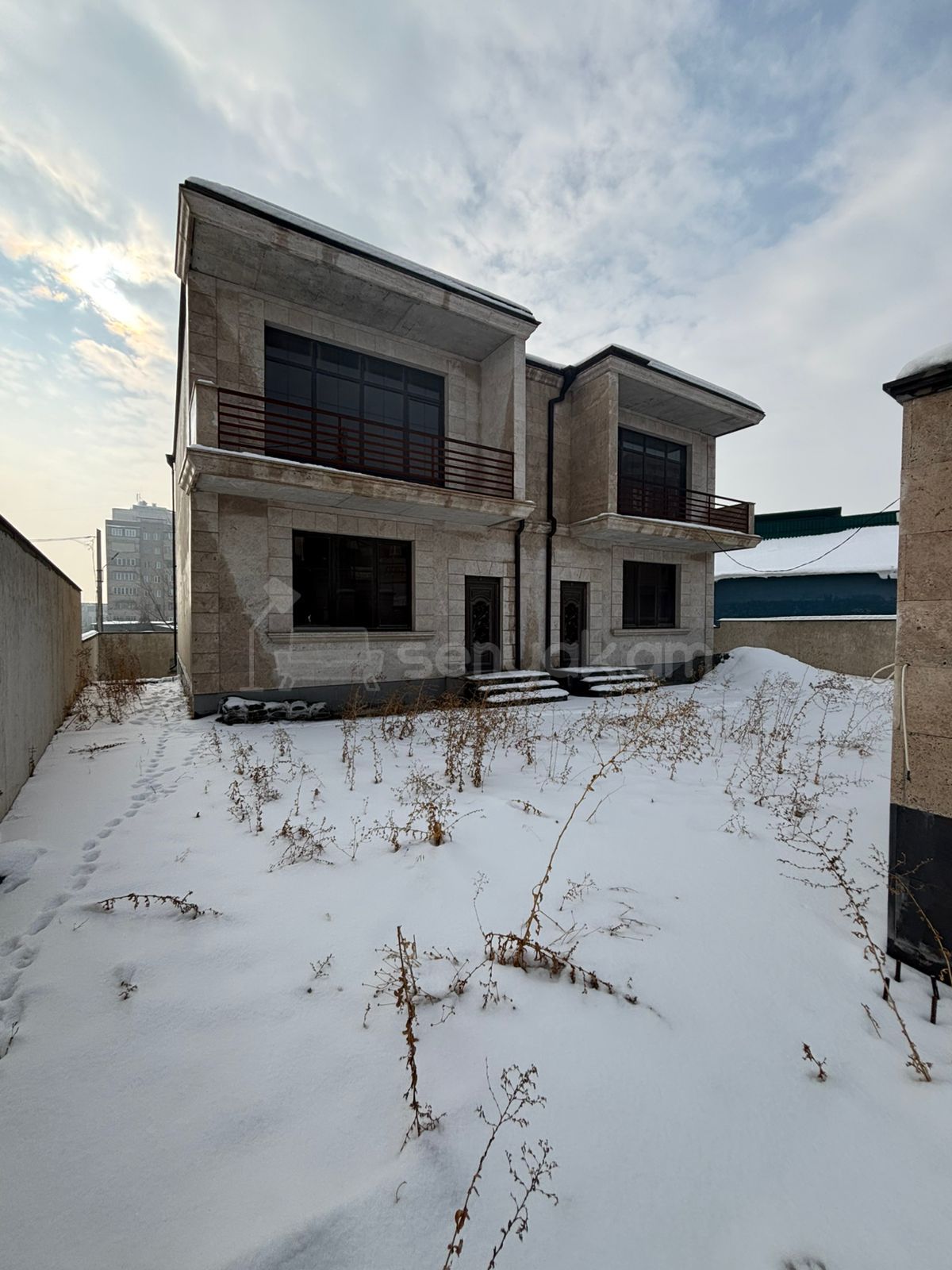 3 Սենյականոց Շքեղ Առանձնատուն, 396քմ