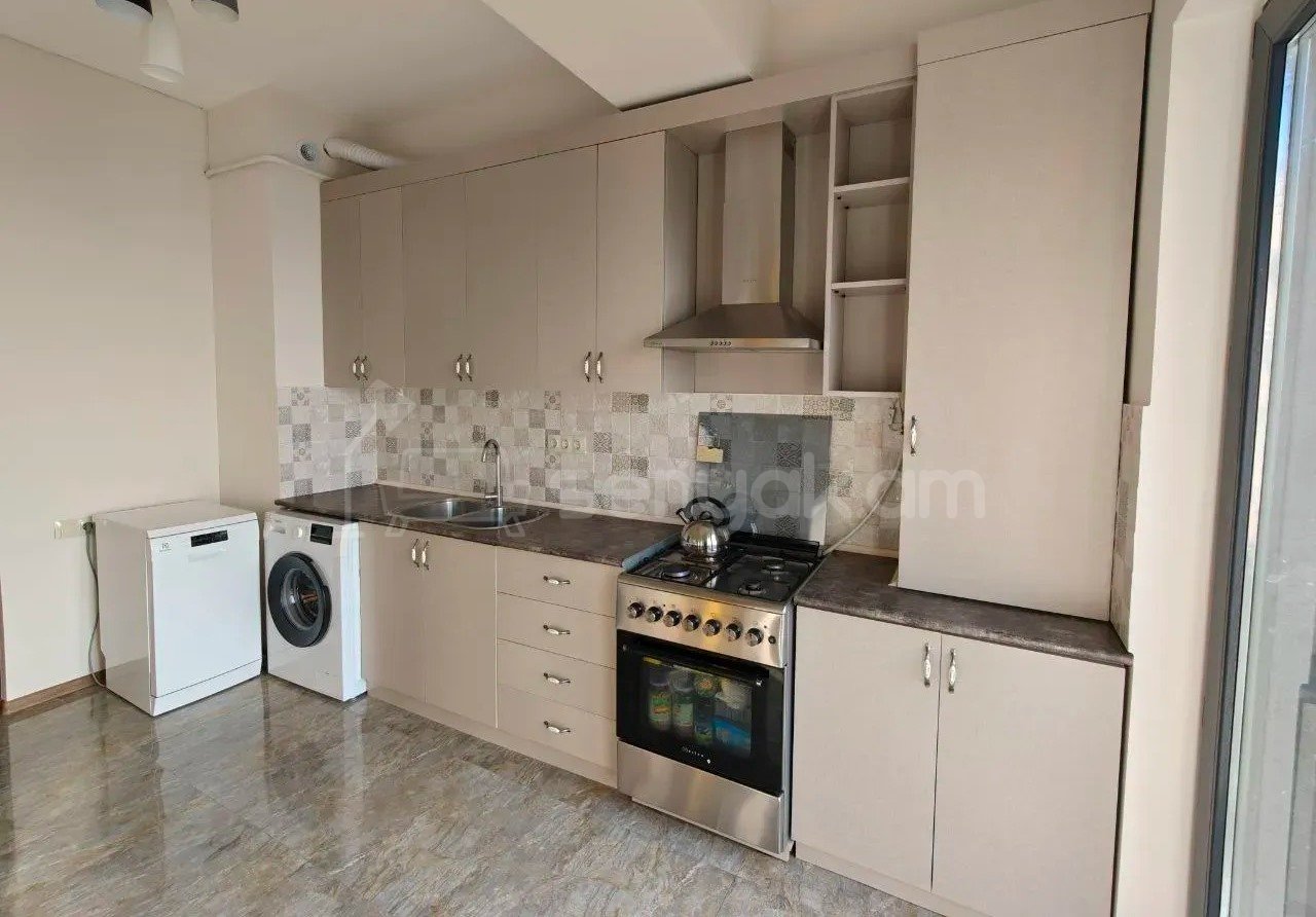 2 Սենյականոց Բնակարան Նորակառույցում, 65քմ, 12/13 հարկ, Կապիտալ Վերանորոգված