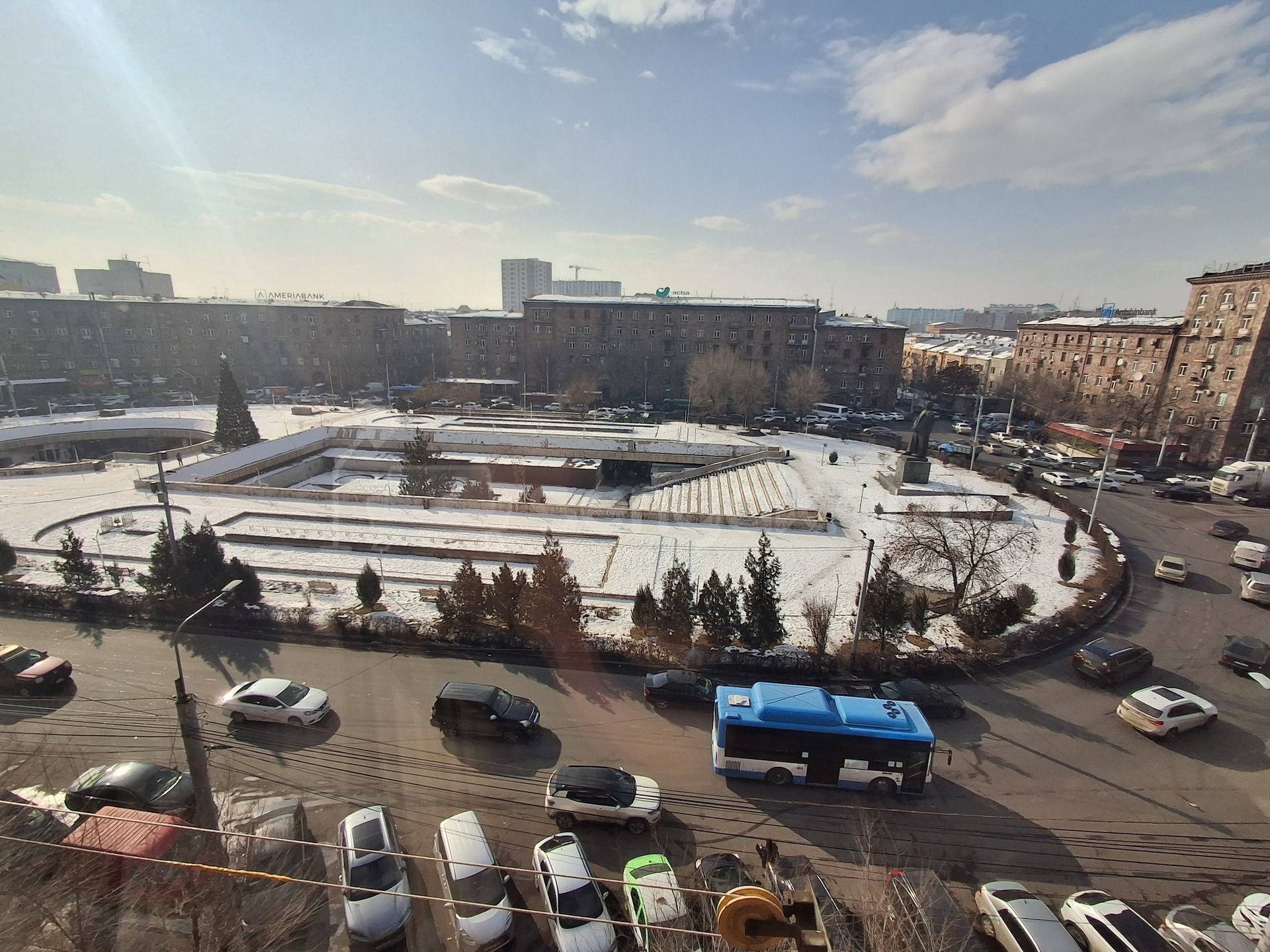 1 Սենյականոց Բնակարան Քարե Շենքում, 37քմ, 5/5 հարկ, Պետական Վիճակում