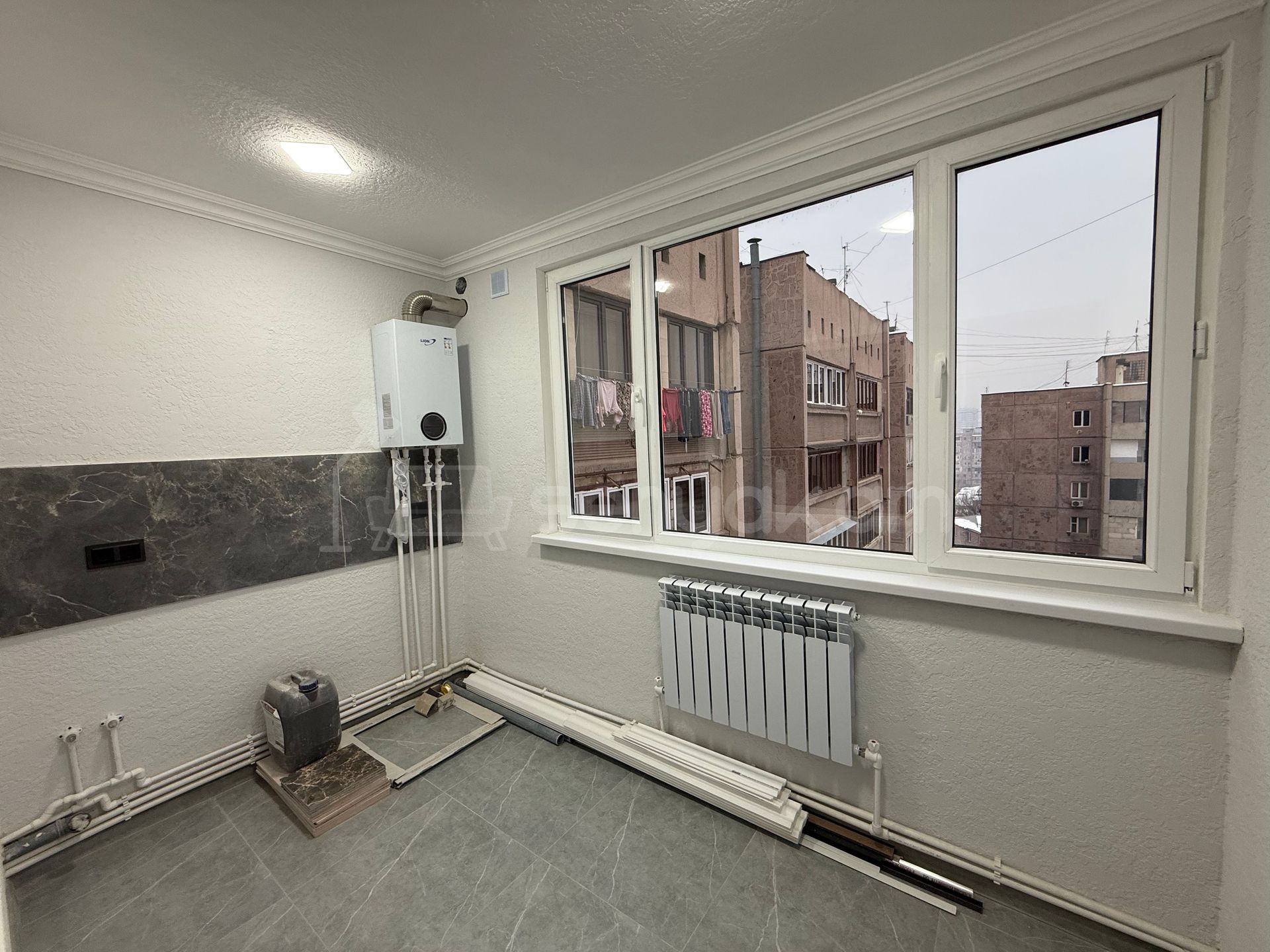 2 Սենյականոց Բնակարան, 36քմ, 8/9 հարկ, Կապիտալ Վերանորոգված