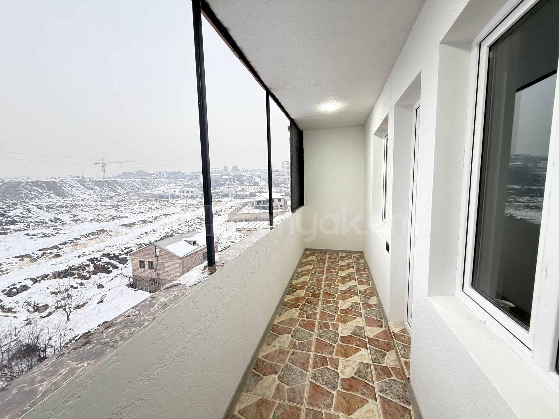 2 Սենյականոց Բնակարան, 61քմ, 8/9 հարկ, Կապիտալ Վերանորոգված