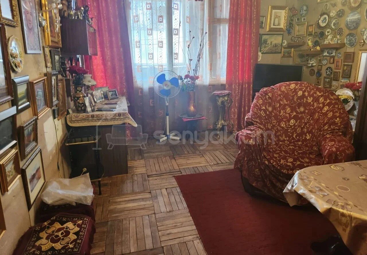 2 Սենյականոց Բնակարան Քարե Շենքում, 71քմ, 5/5 հարկ, Պետական Վիճակում