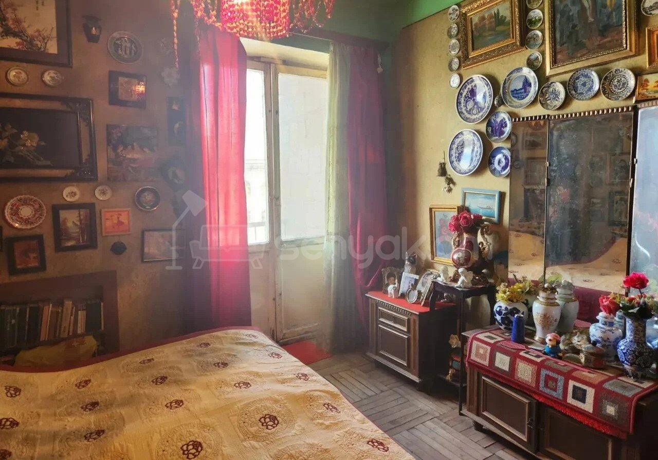 2 Սենյականոց Բնակարան Քարե Շենքում, 71քմ, 5/5 հարկ, Պետական Վիճակում