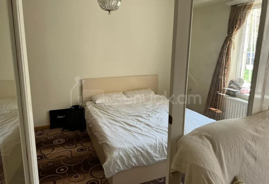 3 Սենյականոց Բնակարան, 80քմ, 1/5 հարկ, Նորմալ Վիճակում