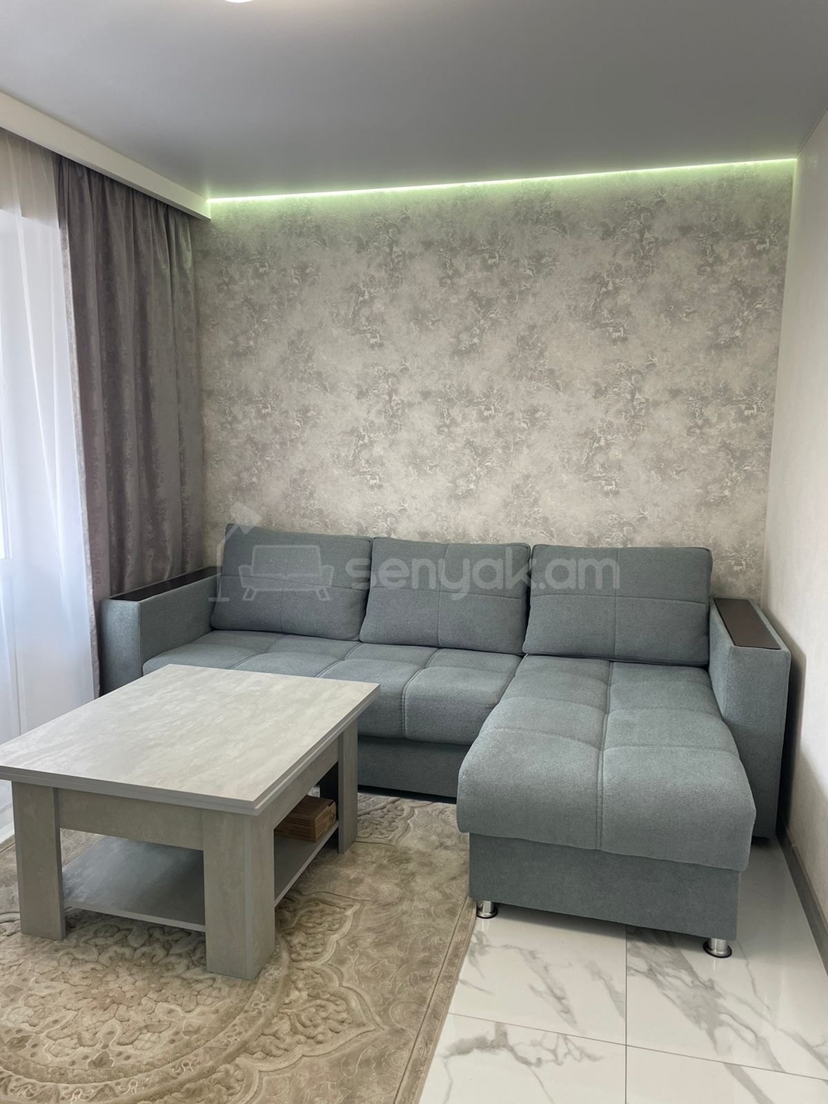 2 Սենյականոց Բնակարան Քարե Շենքում, 33քմ, 4/4 հարկ, Կապիտալ Վերանորոգված