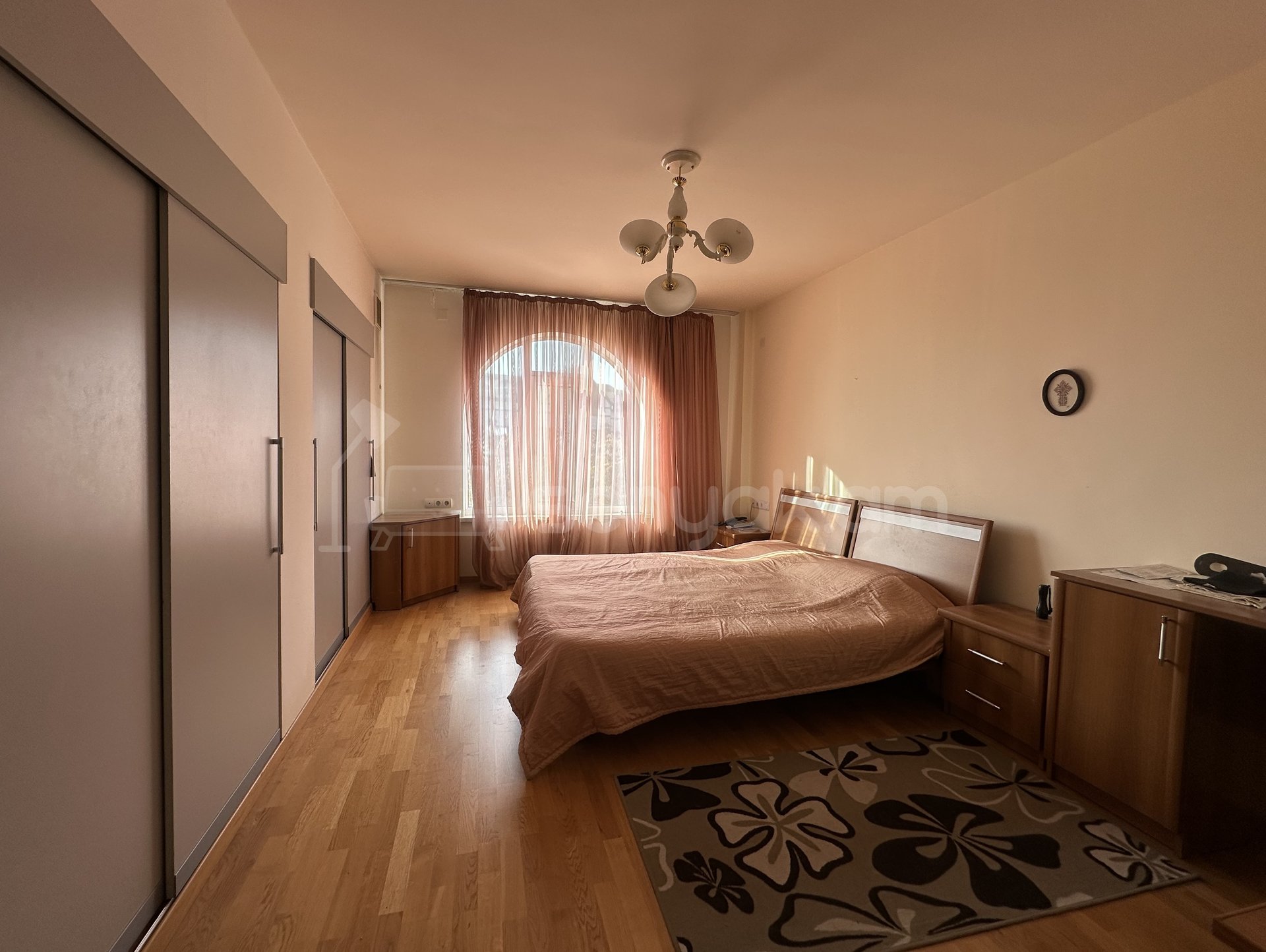 4 Սենյականոց Սեփական Տուն, 150քմ, Կապիտալ Վերանորոգված