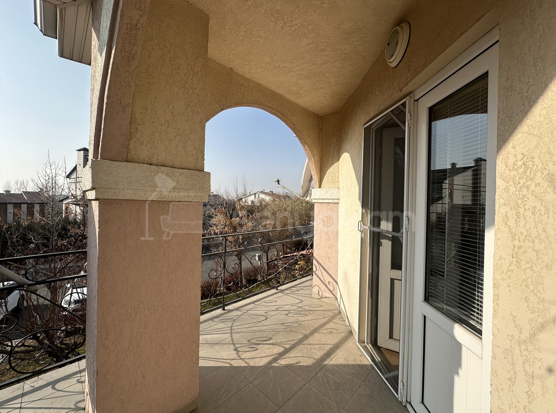 4 Սենյականոց Սեփական Տուն, 150քմ, Կապիտալ Վերանորոգված