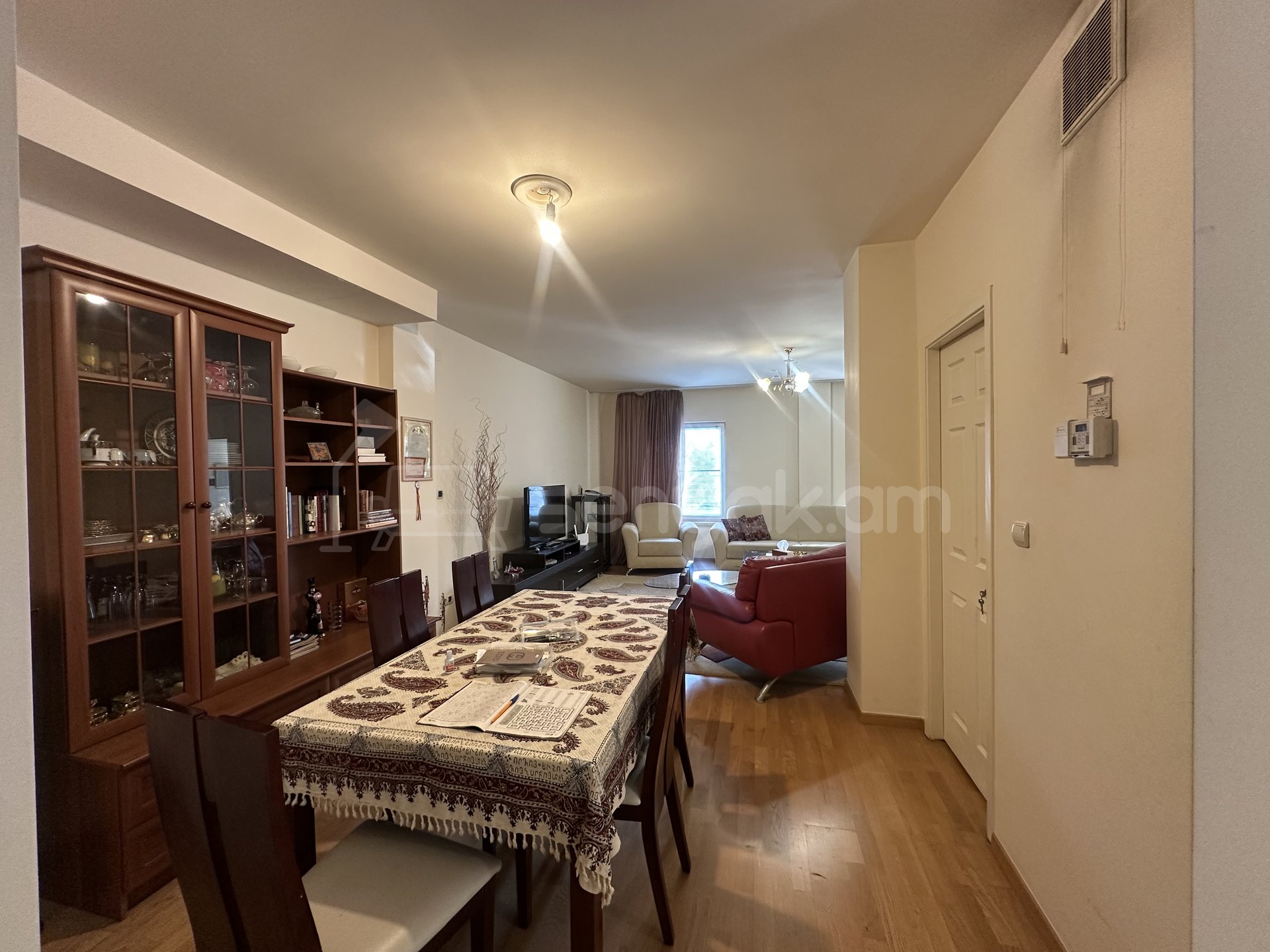 4 Սենյականոց Սեփական Տուն, 150քմ, Կապիտալ Վերանորոգված