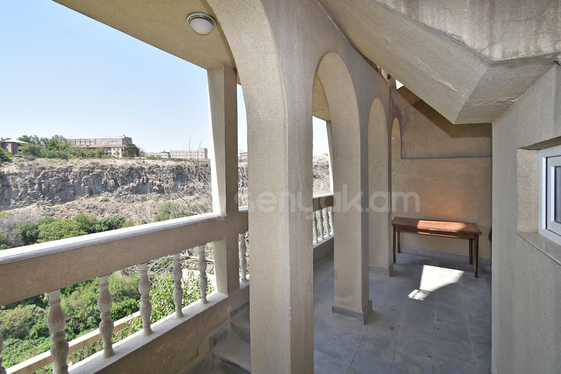 Նորակառույց Օֆիսային Տարածք, 545քմ