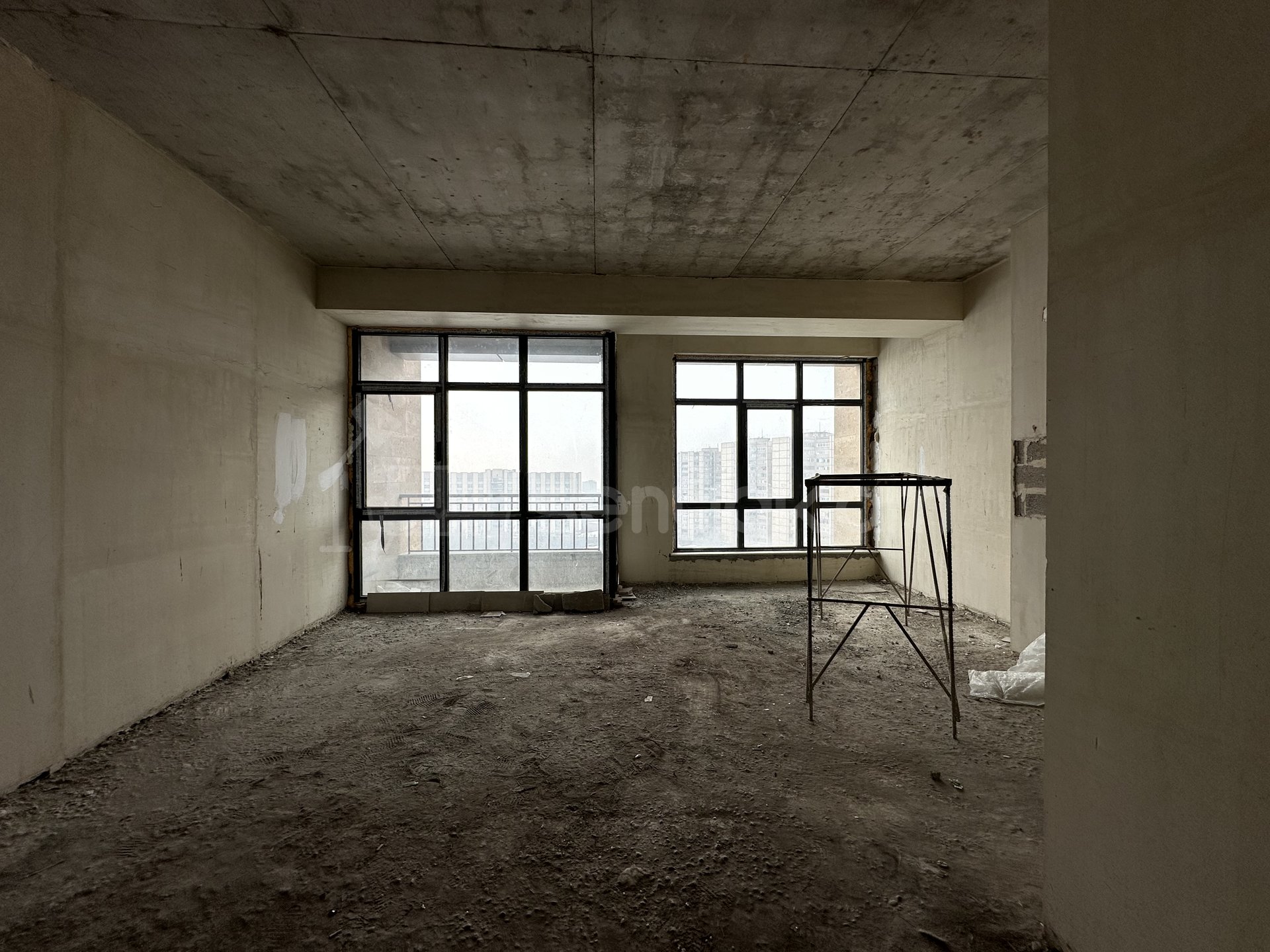 1 Սենյականոց Բնակարան Նորակառույցում, 42քմ, 11/15 հարկ, Զրոյական Վիճակում