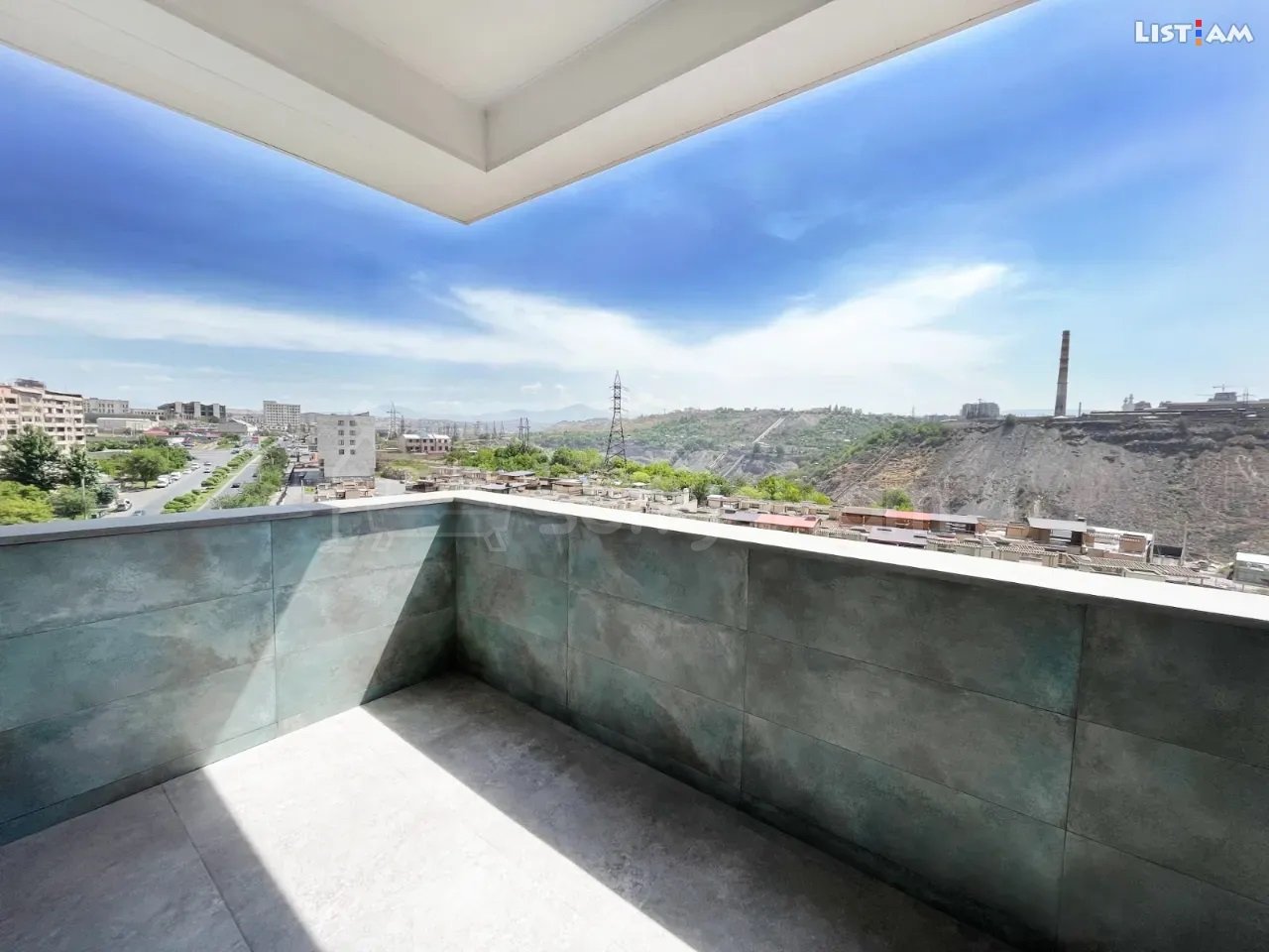 3 Սենյականոց Բնակարան, 110քմ, 10/18 հարկ, Կապիտալ Վերանորոգված